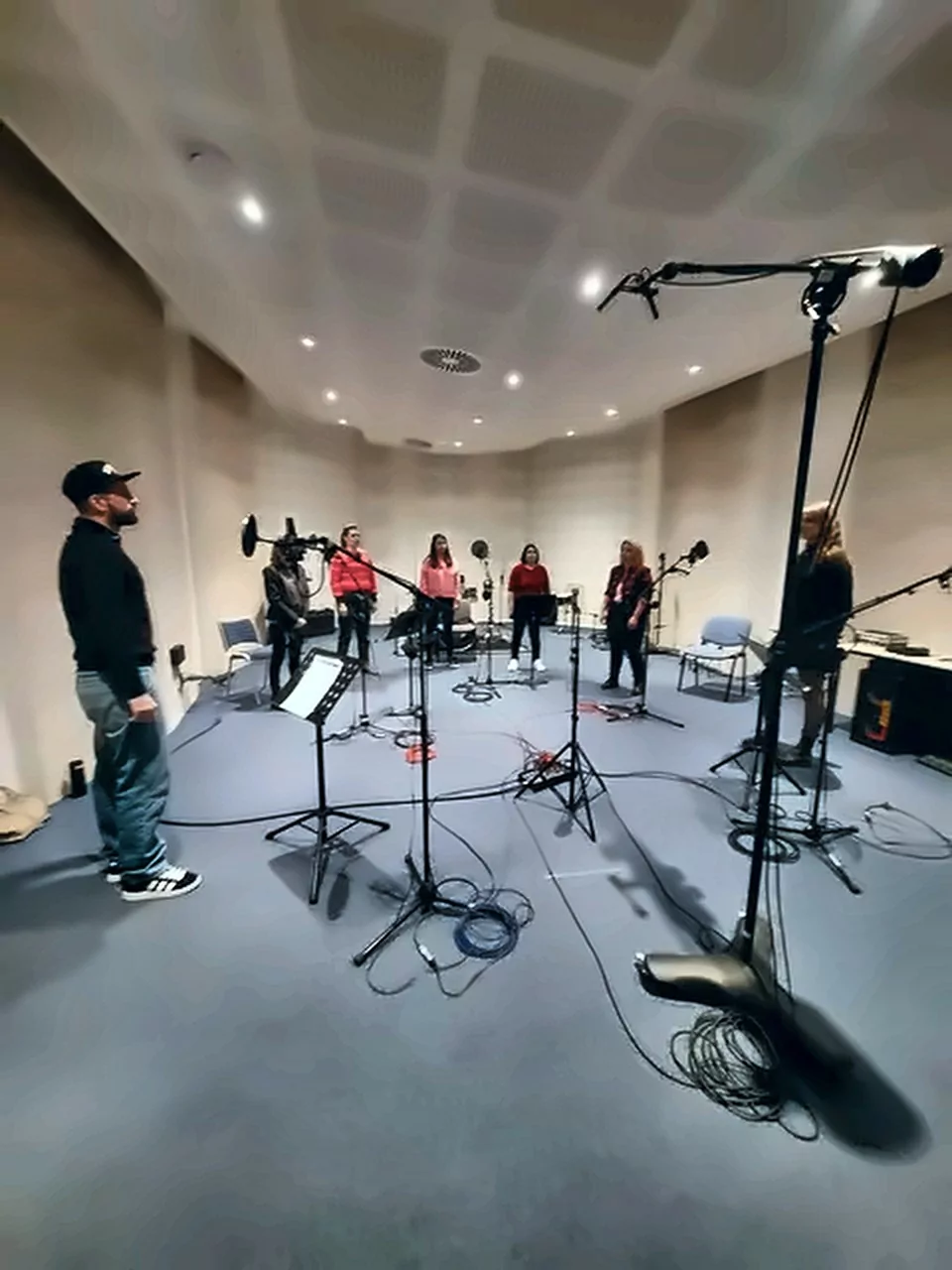 Enregistrement du single Artistes En Scène