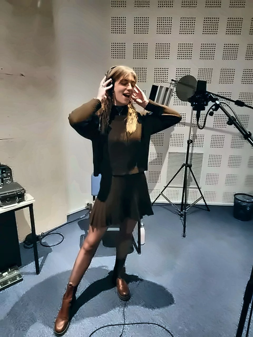 Enregistrement du single Artistes En Scène